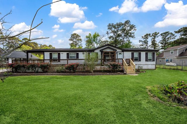 2906 Shannon Court, Humble, TX 77396