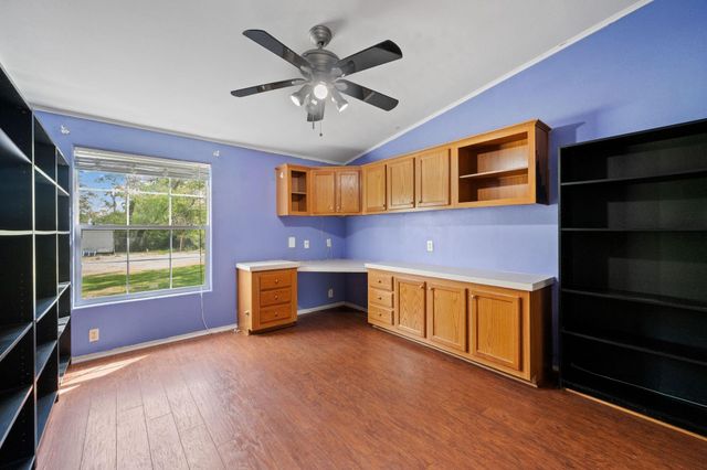 2906 Shannon Court, Humble, TX 77396