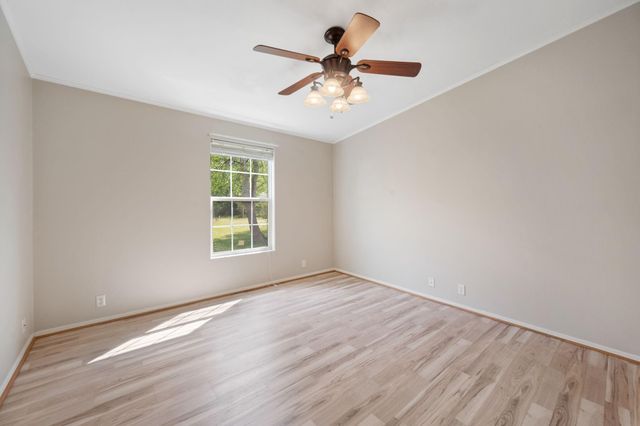 2906 Shannon Court, Humble, TX 77396