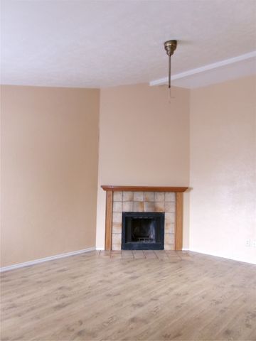 622 W Warrior Trail, Grand Prairie, TX 75052