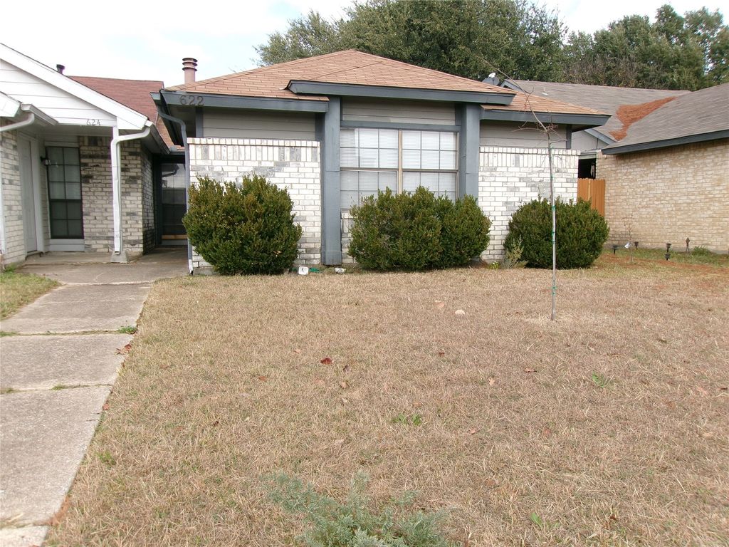 622 W Warrior Trail, Grand Prairie, TX 75052