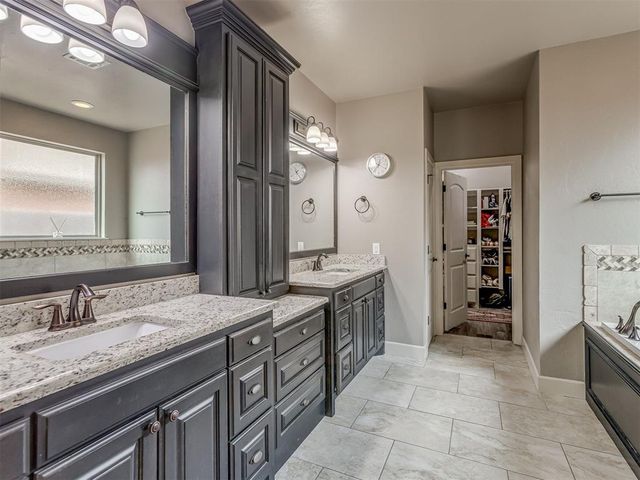 4712 NW 151st Terrace, Edmond, OK 73013