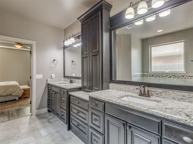 4712 NW 151st Terrace, Edmond, OK 73013