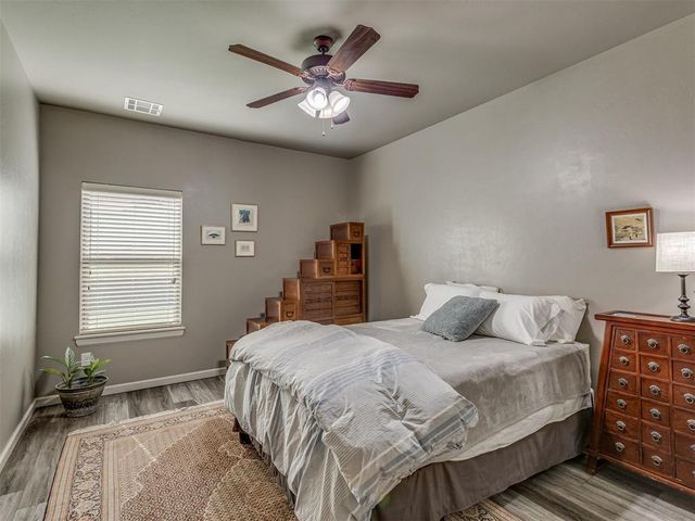 4712 NW 151st Terrace, Edmond, OK 73013
