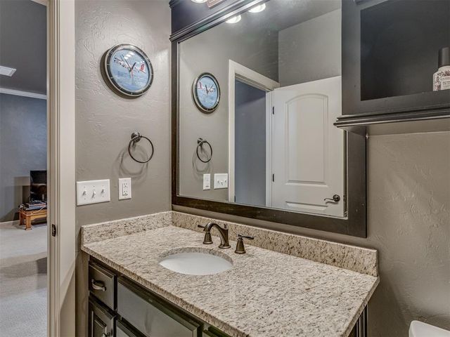4712 NW 151st Terrace, Edmond, OK 73013