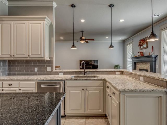 4712 NW 151st Terrace, Edmond, OK 73013