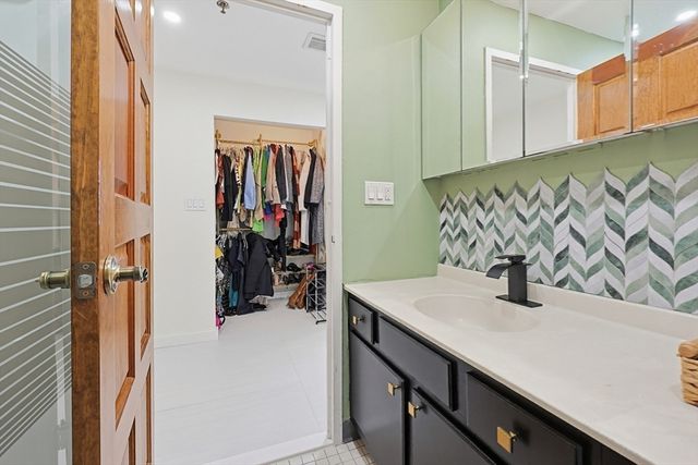 510 Revere Beach Blvd 201, Revere, MA 02151