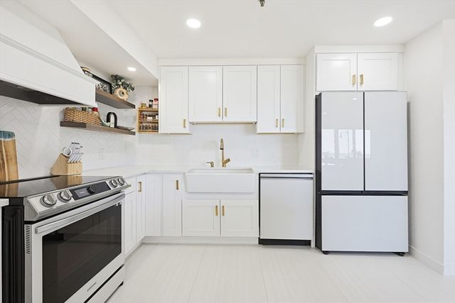 510 Revere Beach Blvd 201, Revere, MA 02151