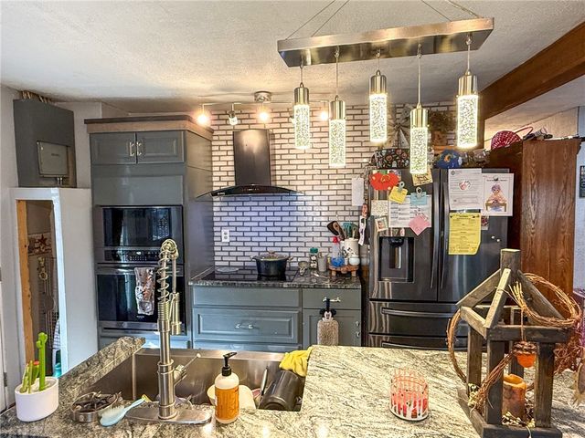 728 Ferne Dr, North Buffalo Twp, PA 16201