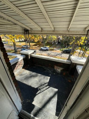 2922 Fullerton Street, Detroit City, MI 48238