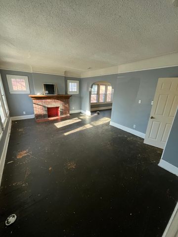 2922 Fullerton Street, Detroit City, MI 48238