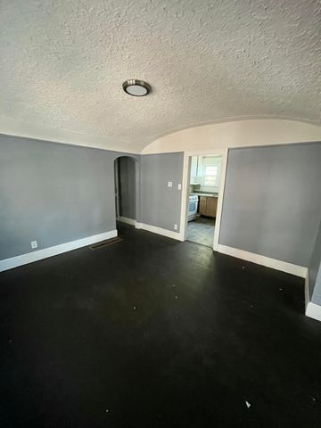 2922 Fullerton Street, Detroit City, MI 48238