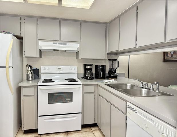 5054 TERRACE CLUB LANE 101, Tampa, FL 33617