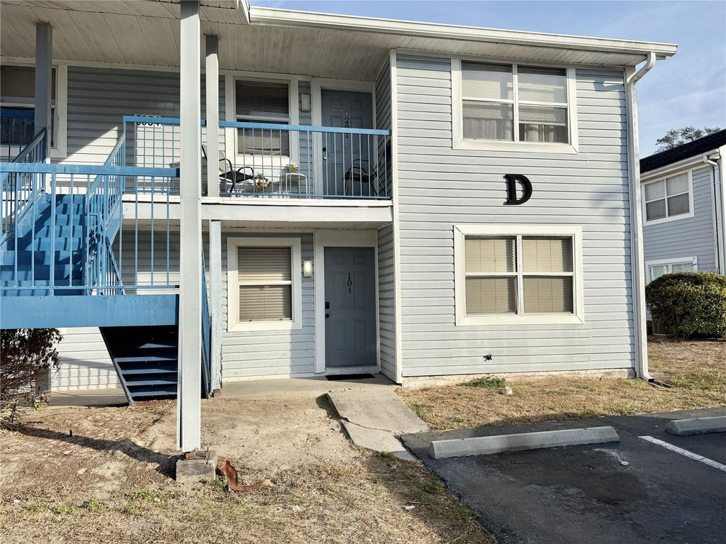 5054 TERRACE CLUB LANE 101, Tampa, FL 33617