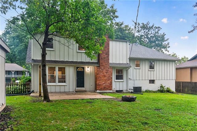 12918 Sycamore Avenue, Grandview, MO 64030