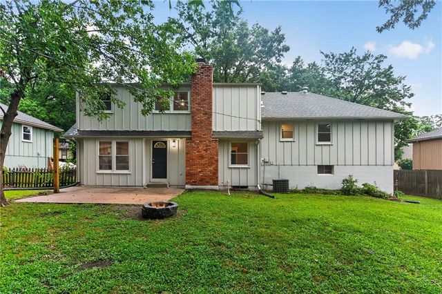 12918 Sycamore Avenue, Grandview, MO 64030