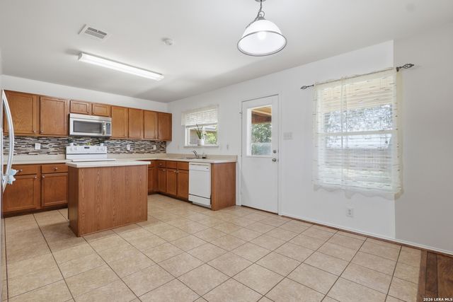 24715 MAGNOLIA FLS, San Antonio, TX 78261