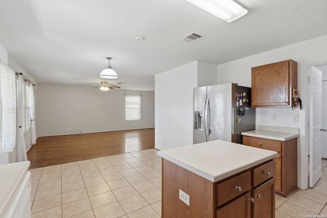 24715 MAGNOLIA FLS, San Antonio, TX 78261