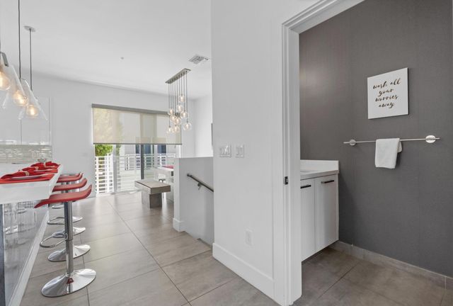 1367 N Ocean Boulevard, Pompano Beach, FL 33062