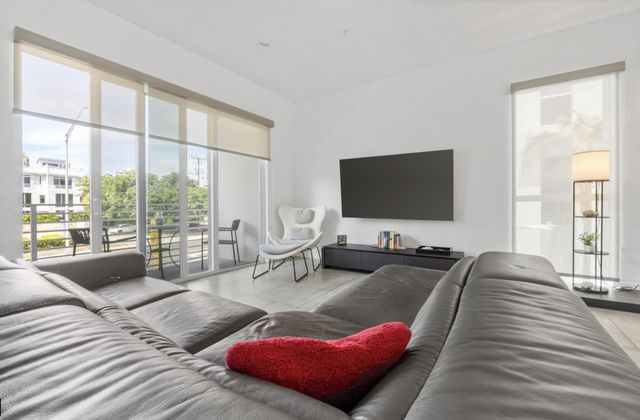 1367 N Ocean Boulevard, Pompano Beach, FL 33062