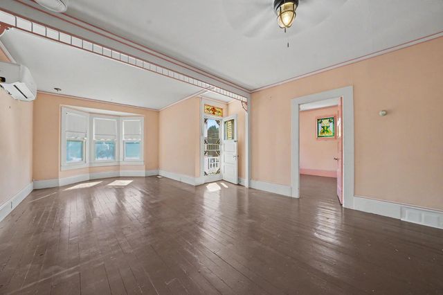 415 Church St, Jackson, CA 95642