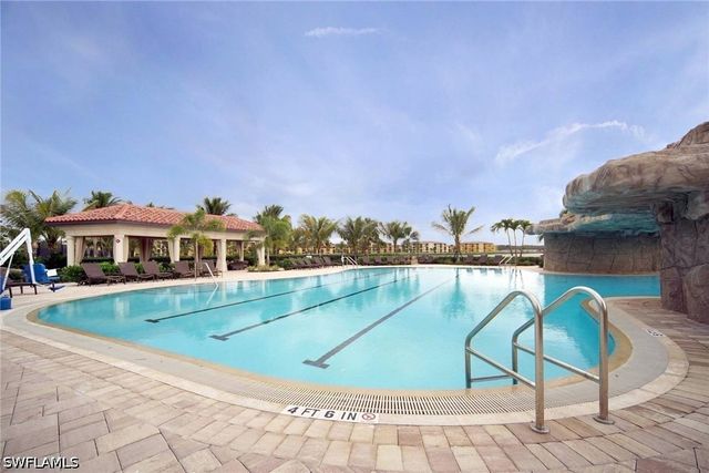 28694 Newtown CT, Bonita Springs, FL 34135