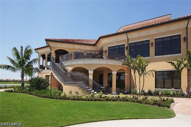 28694 Newtown CT, Bonita Springs, FL 34135