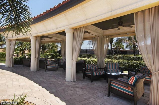 28694 Newtown CT, Bonita Springs, FL 34135