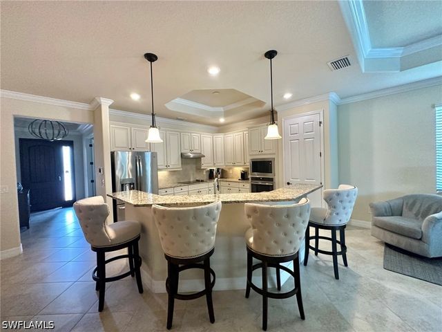 28694 Newtown CT, Bonita Springs, FL 34135