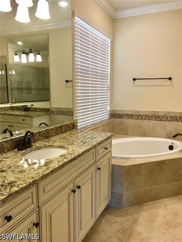 28694 Newtown CT, Bonita Springs, FL 34135