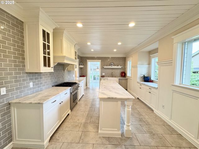 1115 C St, Washougal, WA 98671