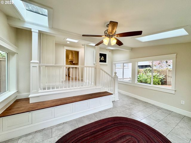 1115 C St, Washougal, WA 98671