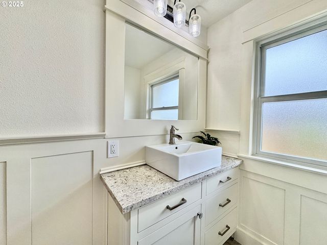 1115 C St, Washougal, WA 98671