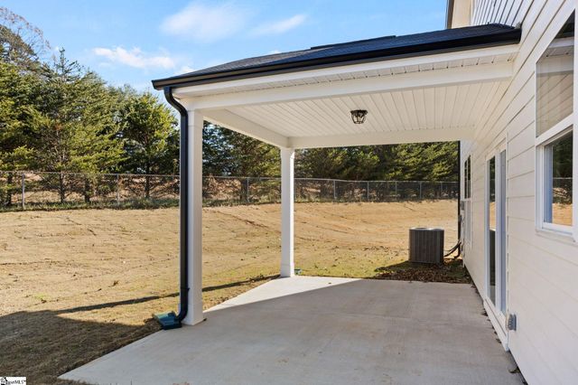 307 Old Shirley Road, Central, SC 29630