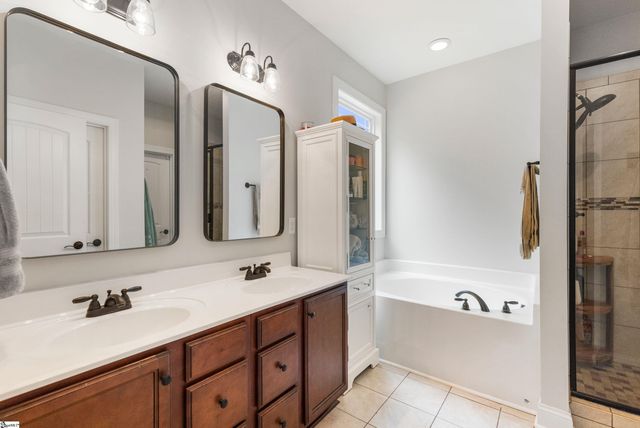 411 W Sundance Drive, Easley, SC 29642