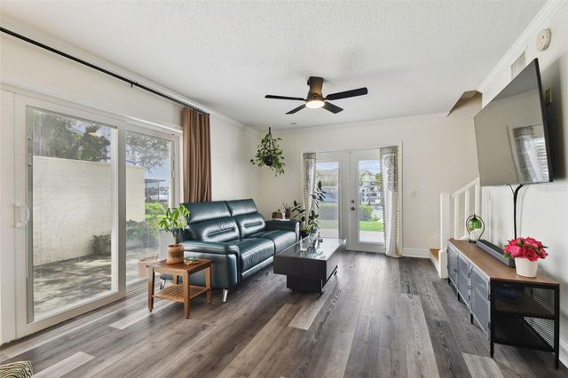 4304 HARBOR HOUSE DRIVE, Tampa, FL 33615