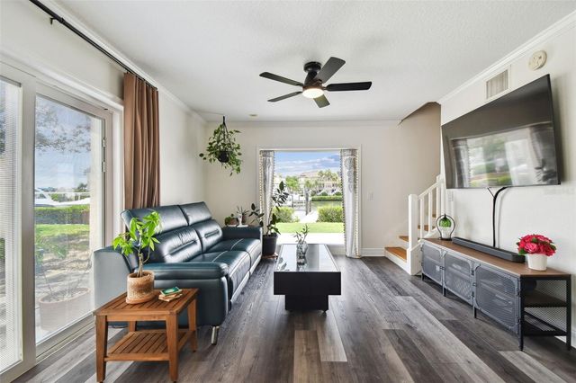 4304 HARBOR HOUSE DRIVE, Tampa, FL 33615