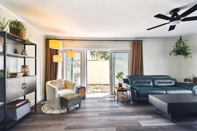 4304 HARBOR HOUSE DRIVE, Tampa, FL 33615