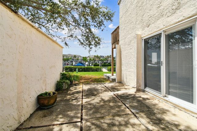 4304 HARBOR HOUSE DRIVE, Tampa, FL 33615