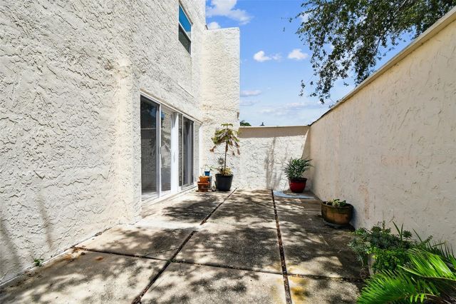 4304 HARBOR HOUSE DRIVE, Tampa, FL 33615