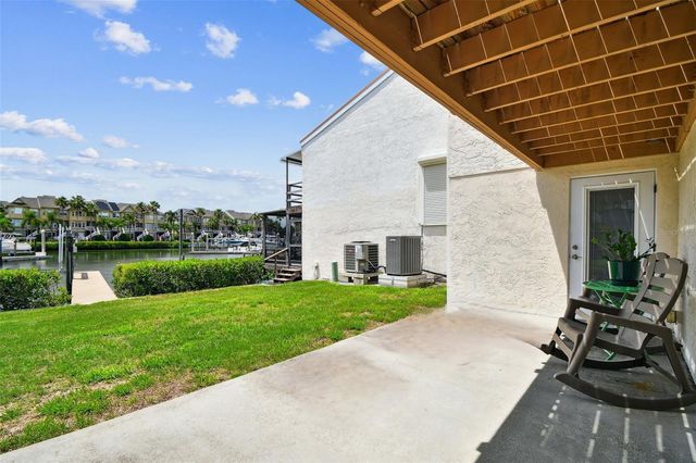 4304 HARBOR HOUSE DRIVE, Tampa, FL 33615