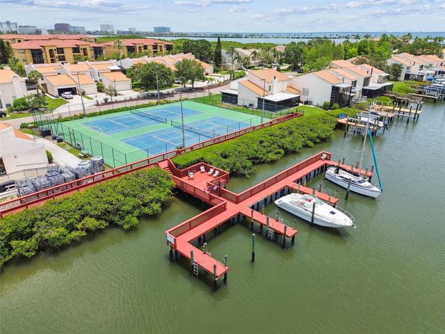 4304 HARBOR HOUSE DRIVE, Tampa, FL 33615