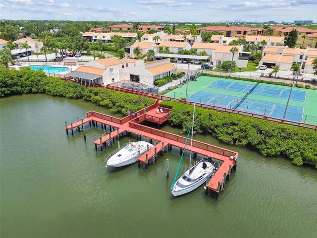 4304 HARBOR HOUSE DRIVE, Tampa, FL 33615