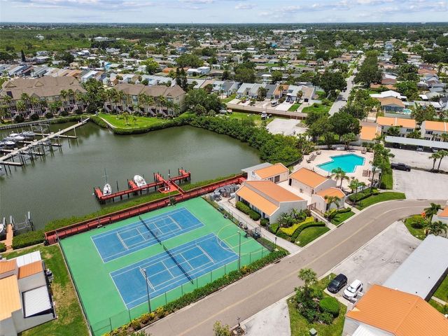 4304 HARBOR HOUSE DRIVE, Tampa, FL 33615