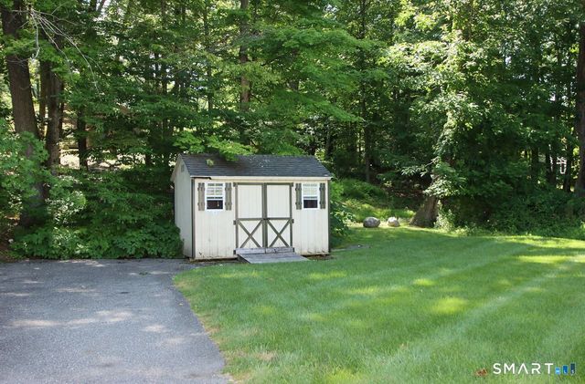 34 Sherry Lane, New Milford, CT 06776