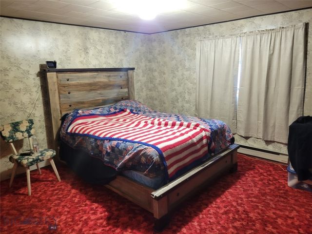 127 S M Street, Livingston, MT 59047