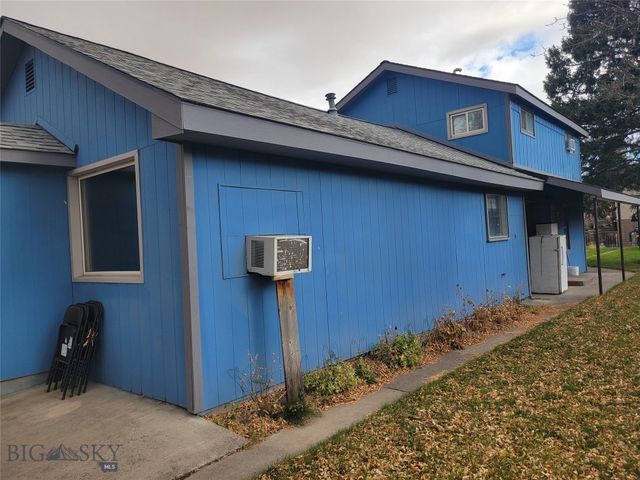 127 S M Street, Livingston, MT 59047