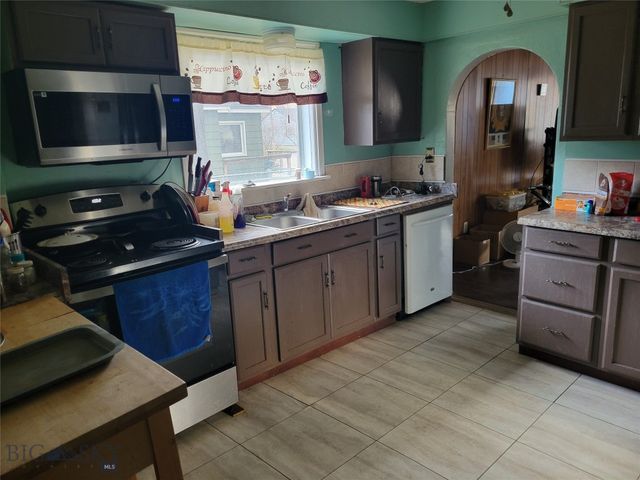 127 S M Street, Livingston, MT 59047