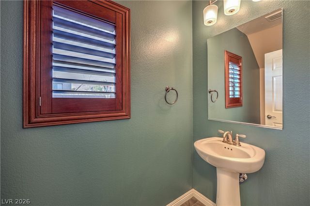 824 Plockton, Las Vegas, NV 89012