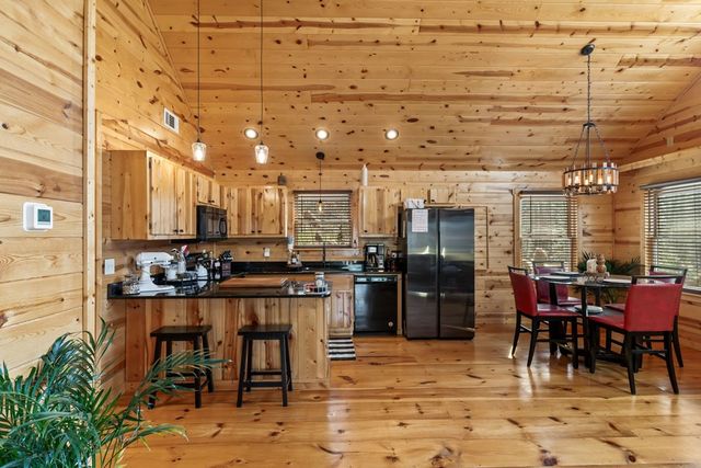 294 Whispering Hills Road, Murphy, NC 28906